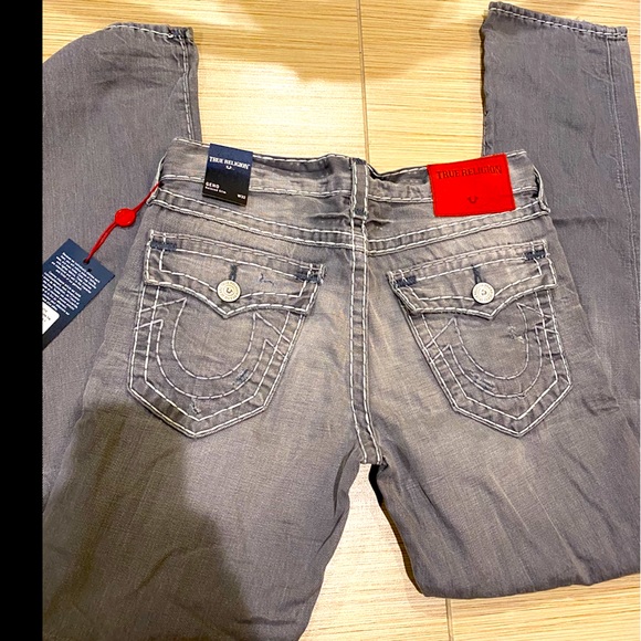 🆕 True Religion Flap Back Distressed Jeans Super T